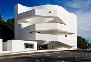 看四位大師如何玩轉(zhuǎn)白色混凝土